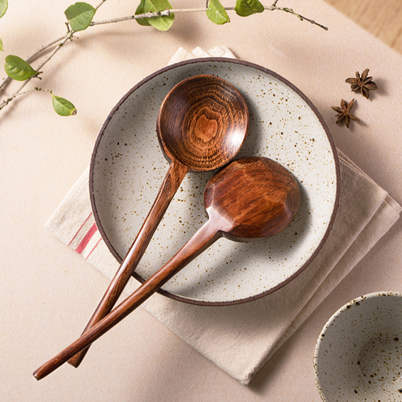 Long Handle Ramen Wooden Spoon - Home Cooking In Japanese recension och pris